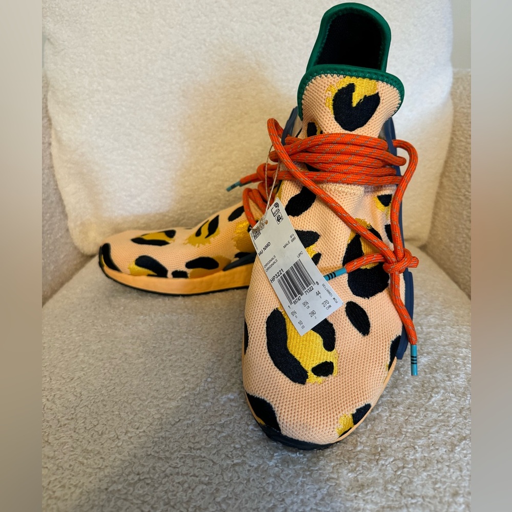 🔥🔥🔥BNWT Adidas NMD Hu Pharrell Williams🔥🔥🔥
